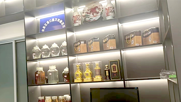 是什么讓他放棄幾十萬的工作，返鄉(xiāng)用不銹鋼釀酒設(shè)備開酒坊？