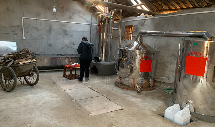 1-12重新規(guī)劃后的酒坊，更清潔、衛(wèi)生