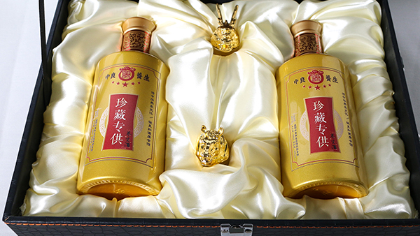 蒸酒設(shè)備：買白酒時，瓶身有這“3行字”的，白送也不要！