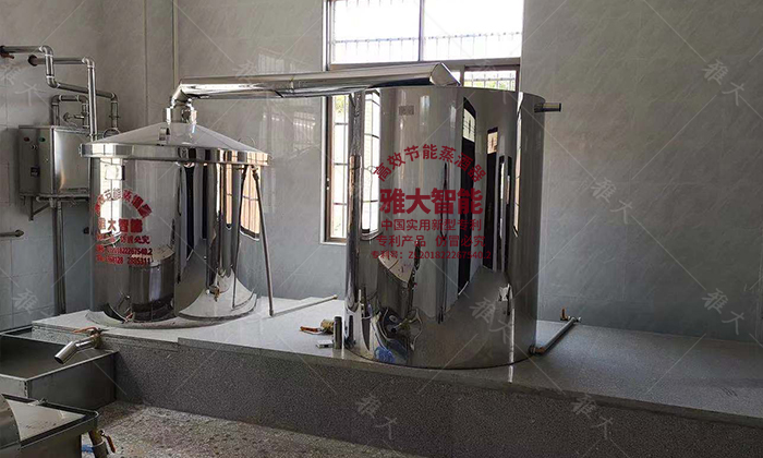 12-7助推鄉(xiāng)村振興，借助不銹鋼釀酒設(shè)備釀酒