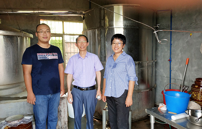 2020.1.8雅大釀酒設(shè)備廠家釀酒國匠親自指導(dǎo)的黃莉萍，如今做得怎么樣了2