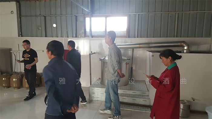雅大200斤釀酒設備
