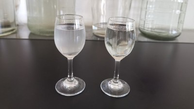 剛從白酒蒸餾設(shè)備接的酒，第2天發(fā)現(xiàn)有白色沉淀物怎么回事？