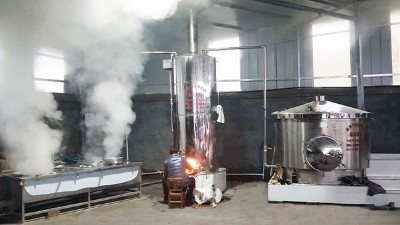 大酒廠在選擇大型釀酒設備時要注意什么？怎樣避坑？