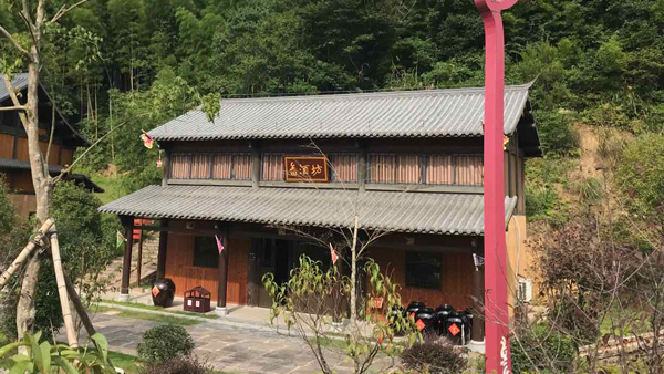 用白酒釀酒設(shè)備做酒時(shí)，環(huán)境因素對(duì)酒質(zhì)有哪些影響？