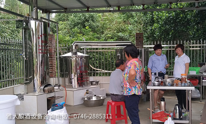9.6中秋臨近，用雅大釀酒設(shè)備做酒的小酒坊如何備戰(zhàn)