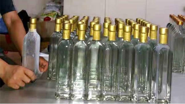 雅大小型酒廠設(shè)備定居韓國，釀出來的酒火爆韓國華人圈！