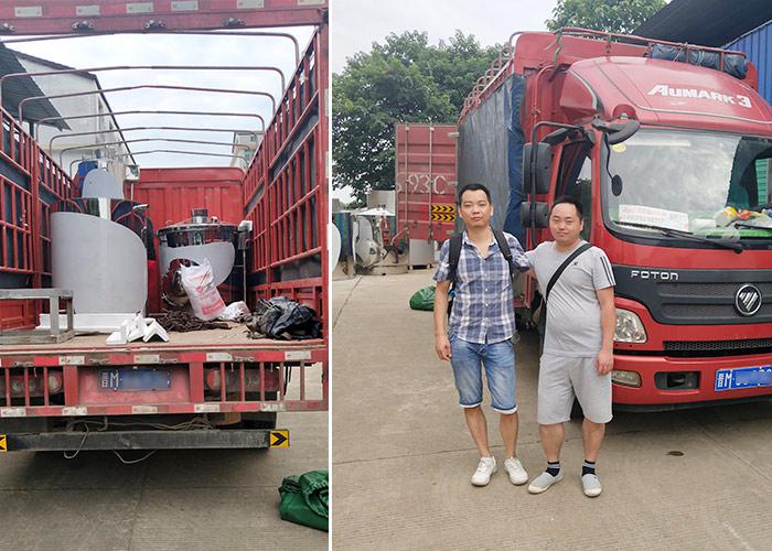 春節(jié)備貨大戰(zhàn)打響，用做酒設(shè)備釀酒的純糧酒坊已進(jìn)入賣酒高峰 4