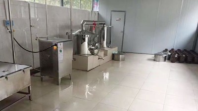 開(kāi)一家酒坊所需的白酒設(shè)備和配套設(shè)備，大概要投多少錢(qián)