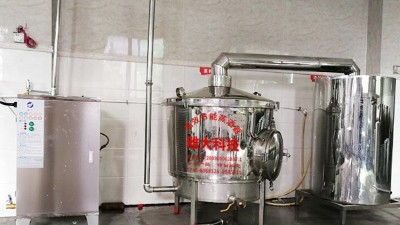 電加熱釀酒設(shè)備蒸酒時(shí)這樣做，讓酒分子無(wú)處可逃，提高出酒率