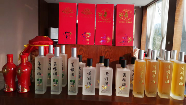 引進(jìn)燒酒設(shè)備做葛根酒，優(yōu)化葛根產(chǎn)業(yè)鏈，鋪就“致富”路