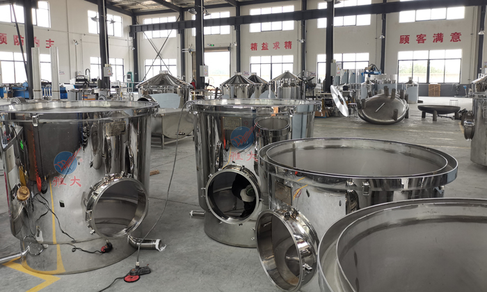不銹鋼釀酒設(shè)備廠(chǎng)新廠(chǎng)房